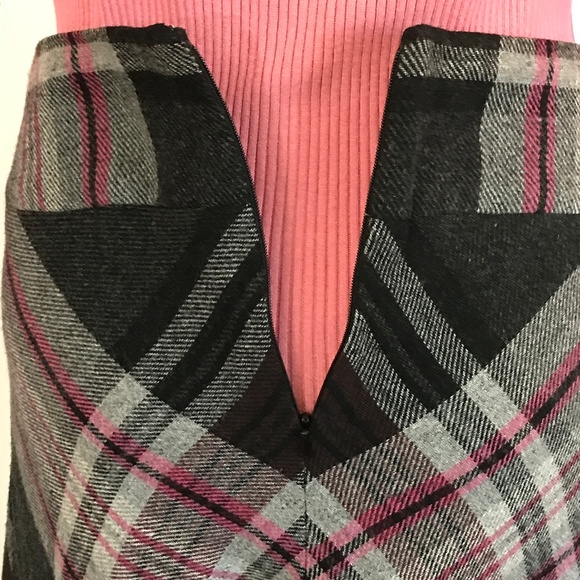 Smart set -Grey, Black & Pink Wool Blend Plaid Patern Skirt - Picture 4 of 8
